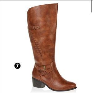 Brown Wide Calf Boots - 8W